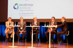 Podiumsdiskussion:Eröffnungsveranstaltung WindEnergy Hamburg im CCH Saal 1 ©Hamburg Messe und Congress/Windenergy